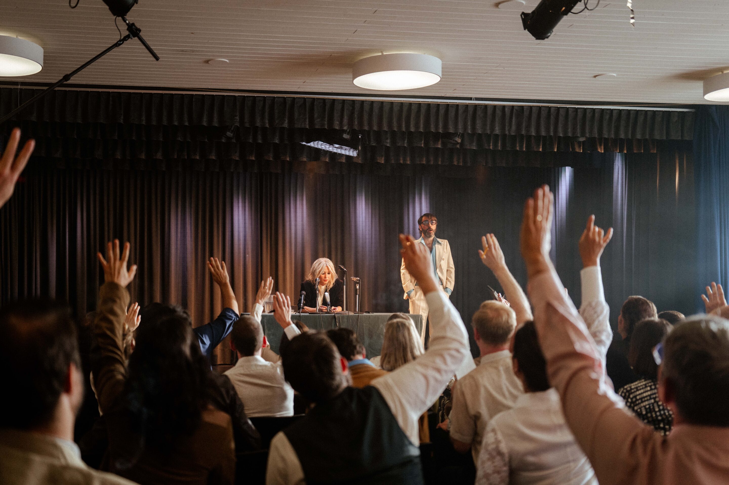 Press Conference short film by Andreas Elsener